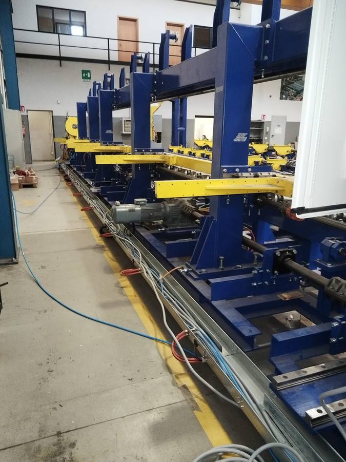 Production line pre-wiring: motors and junction boxes